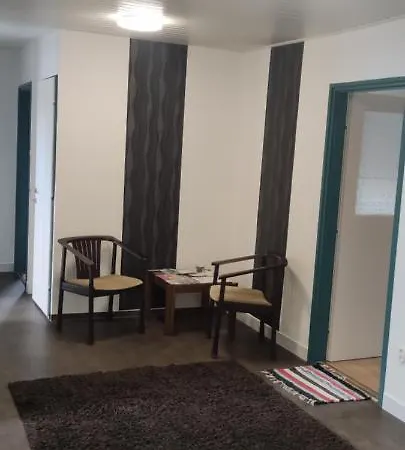 Apartment Gyoengyike Apartmanhaz Vonyarcvashegy