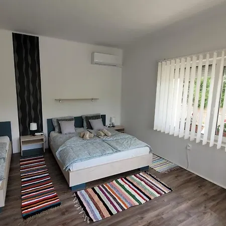 Apartment Gyoengyike Apartmanhaz